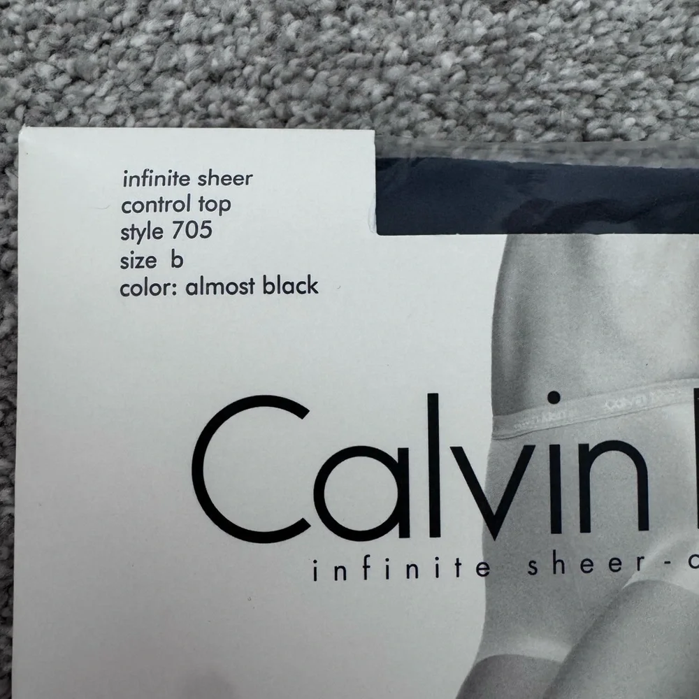 CALVIN KLEIN INFINITE SHEER CONTROL TOP PANTYHOSE STYL 705 ALMOST BLACK SZ B
